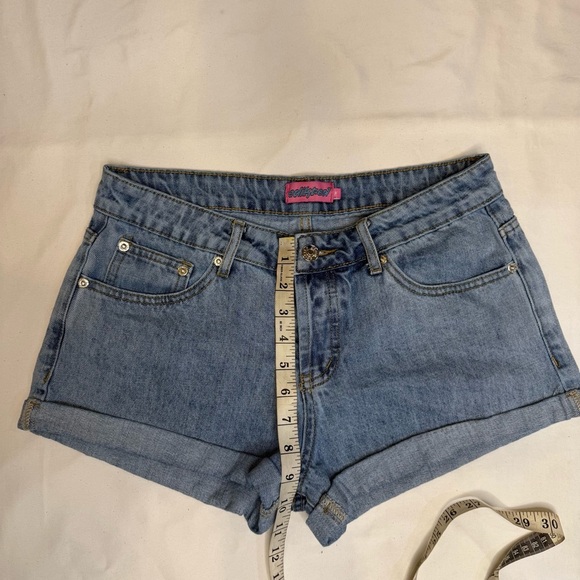 Edikted Jean Shorts - Picture 6 of 11